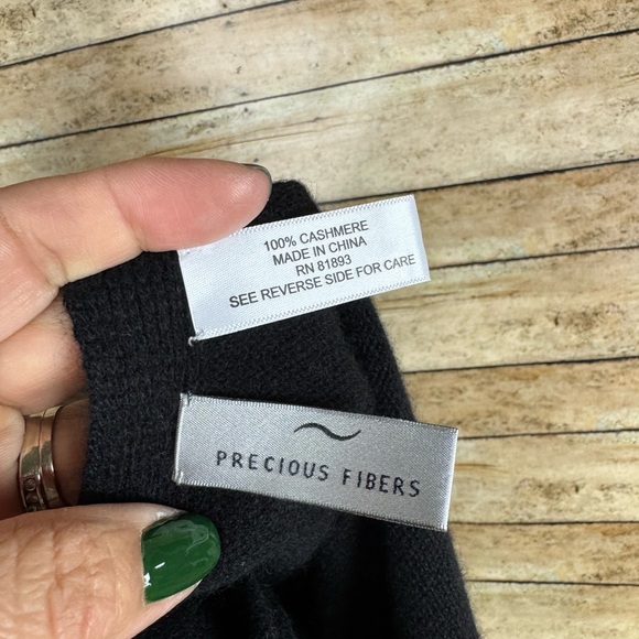 Precious Fibers Cashmere Wrap with Ruffle Edge - Picture 4 of 4